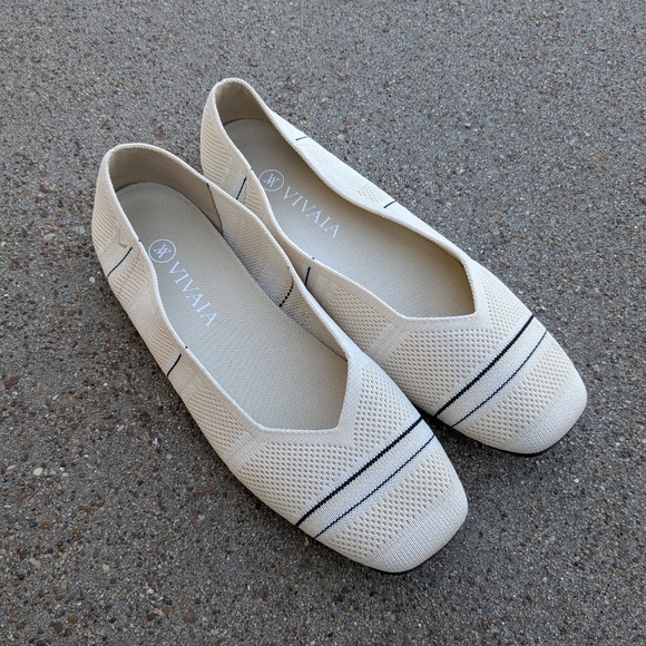 Vivaia Shoes - Vivaia Beige striped Margot Square-Toe V-Cut Flats US 8.5, EU 39
